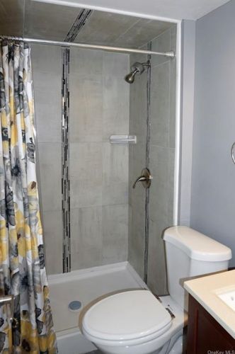 66 Daley Rd, Poughkeepsie NY 12603-4317 exterior