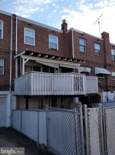 1908 29 St, Philadelphia PA 19132-3022 exterior