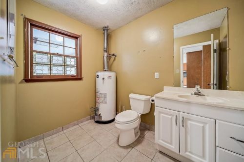 2128 Rockdale Cir, Lithonia GA 30078-3450 exterior