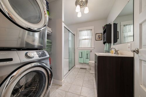 116 Hoffman St, Three Rivers MI exterior