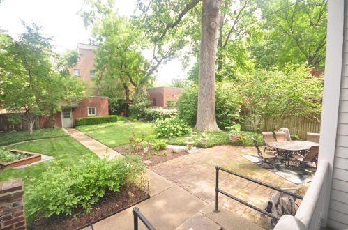 4533 Pershing Pl, Saint Louis MO 63108-1202 exterior