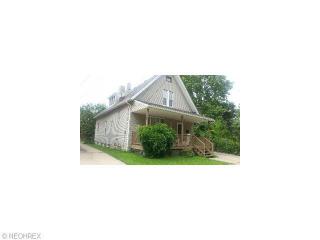 1614 Branch Ave, Cleveland, OH 44113-5142