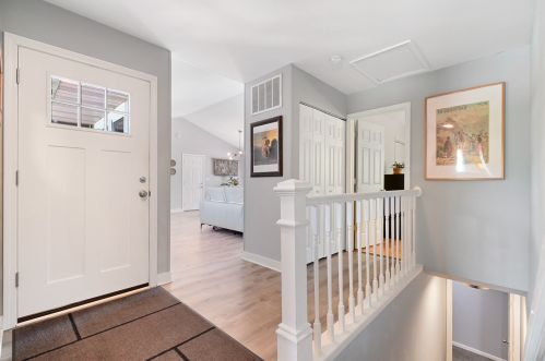 1328 Creighton Ave, Naperville IL 60565-2901 exterior