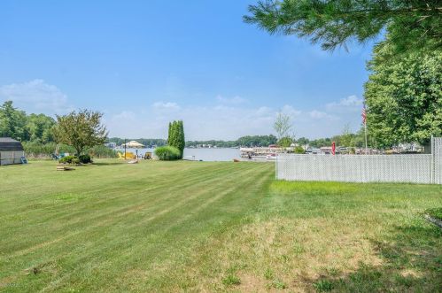 1434 Lynn Dr, Middlevle, MI 49333-8793