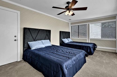 13501 Northshore Dr, Montgomery TX 77356-5371 exterior