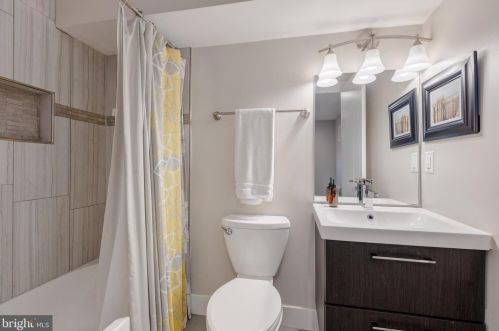 133 Adams St, Washington DC 20001-1611 exterior