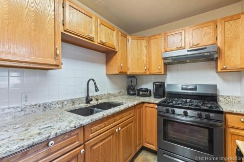 14703 Lincoln Ave, Dolton IL 60419-2308 exterior