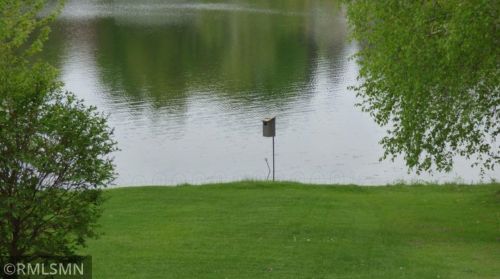 520 Glenbrook Ave, Saint Paul MN 55128-6505 exterior