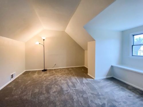 152 Bryant Dr, Pittsburgh PA 15235-4627 exterior