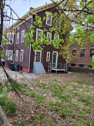 120 Pitman St, Providence RI 02906-5113 exterior