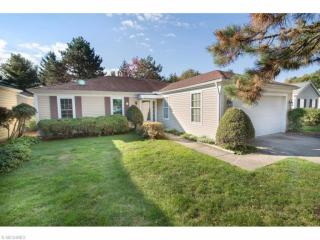 17669 Drake Rd, Cleveland OH  44136-7043 exterior