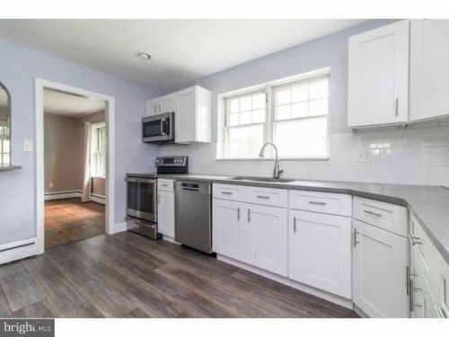 323 Greene Rd, Berwyn PA  19312-1065 exterior