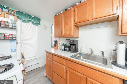 113 Walnut St, Lancaster PA 17602-2451 exterior