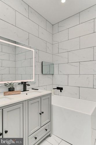 1706 5th St, Washington DC  20001-2424 exterior