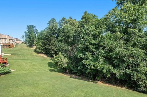 5239 Barrington Trce Dr, Atlanta GA 30331-9110 exterior