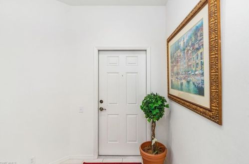 8239 Parkstone Pl, Naples, FL 34120-0608