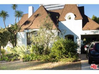 6285 Del Valle Dr, Los Angeles CA  90048-5305 exterior