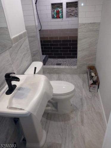 195 Jasper St, Paterson NJ 07522-1916 exterior