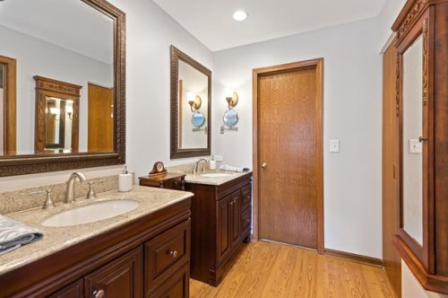 1451 Candlewood Dr, Bull Valley IL 60014-8960 exterior