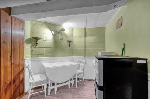 1322 Cleveland Ave, Saint Paul MN 55116-2653 exterior