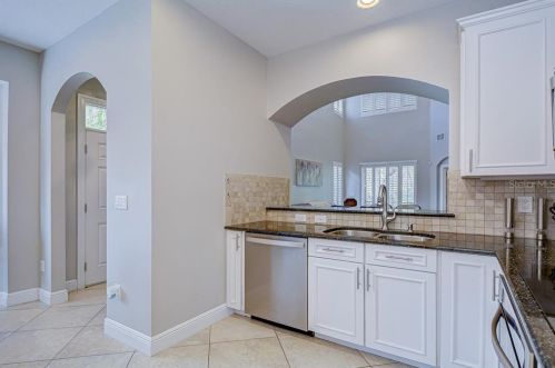 4962 Anniston Cir, Tampa FL 33647-2310 exterior