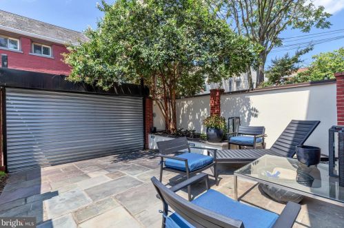 418 5th St, Washington DC  20003-2051 exterior