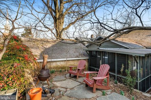 1504 Lawrence St, Washington DC 20017-2913 exterior