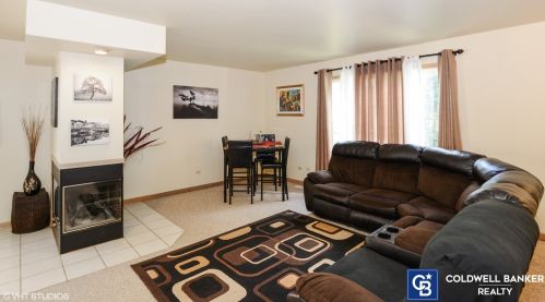 4037 Charleston Rd, Matteson, IL 60443-2625