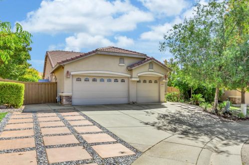 2221 Palomino Ct, Folsom, CA 95630-6170