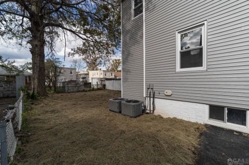 773 Gadek Pl, Perth Amboy NJ 08861-2910 exterior