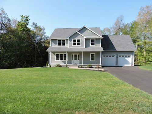 8 Three Rivers Rd, Wilbraham, MA 01095-1220
