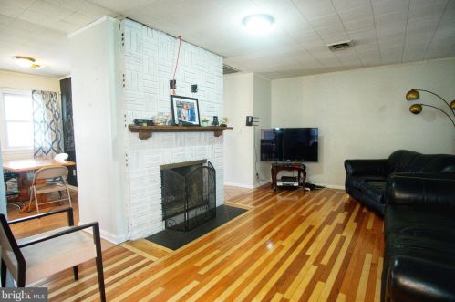 120 Gropp Ave, Trenton NJ 08610-2421 exterior