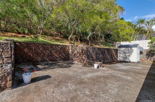 2146 Halakau St, Honolulu HI 96821-2631 exterior