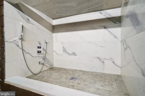 1000 Girard Ave, Philadelphia PA  19123-1110 exterior