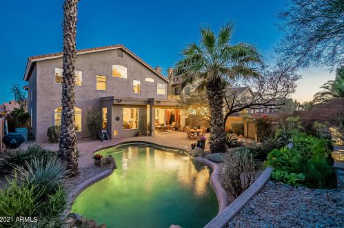 16026 10 St, Phoenix AZ 85086-0911 exterior