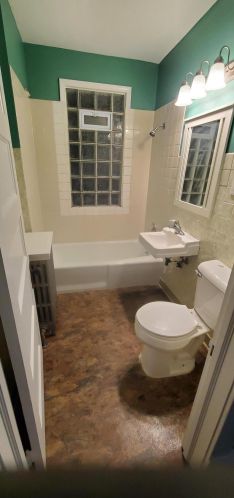 2568 29 St, Milwaukee WI 53215-2906 exterior