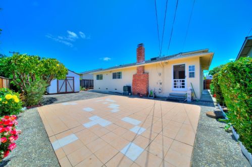 1637 Everglades Dr, Milpitas CA 95035-6612 exterior