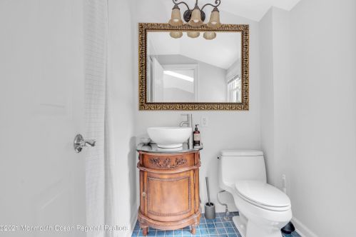 50 Hooper Ave, Atlantic Highlands NJ  07716-1537 exterior