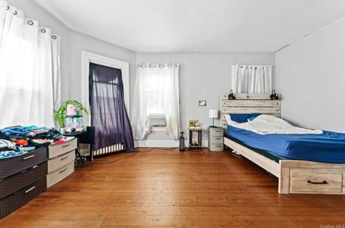 214 Prospect Ave, Mount Vernon NY 10550-2349 exterior