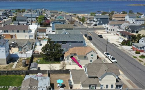 100 Vance Ave, Lavallette NJ 08735-2239 exterior