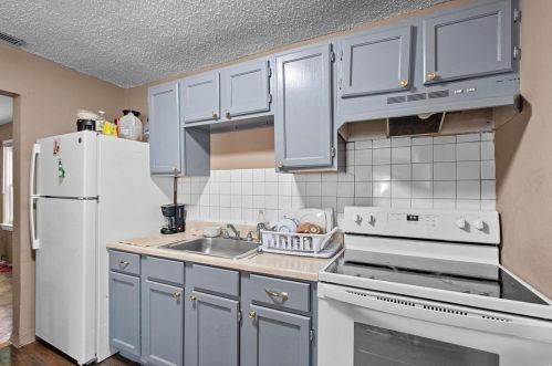 417 Mueller Ave, Saint Louis MO 63135-2538 exterior