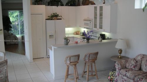 740 Aruba Bay, Fort Pierce FL 34986-3425 exterior