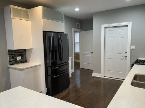 9229 Elizabeth St, Chicago IL 60620-3655 exterior