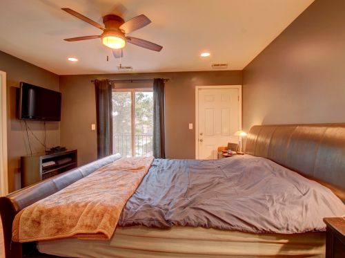 3050 Oakley Ave, Chicago IL 60636-3633 exterior