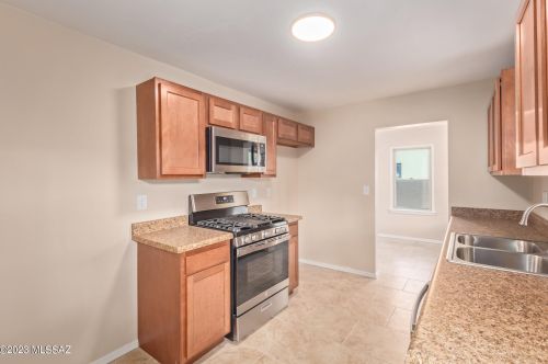 3702 Seneca St, Tucson AZ 85716-3205 exterior