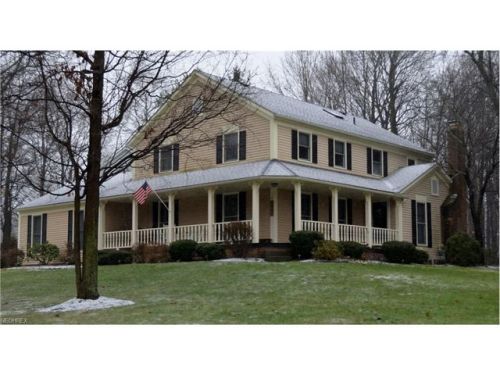 205 Ironwood Cir, Aurora, OH 44202-8243