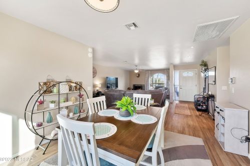 10302 Calle Del Este, Tucson AZ  85748-6845 exterior