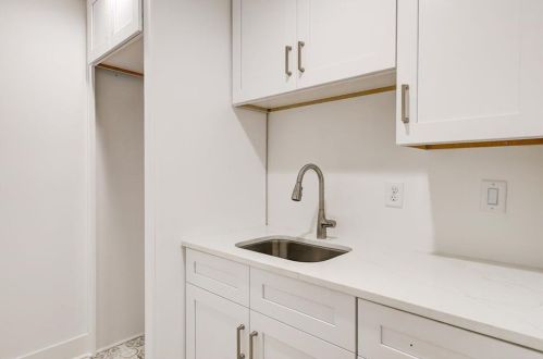 1493 Epping Forest Dr, Atlanta GA  30319-2553 exterior