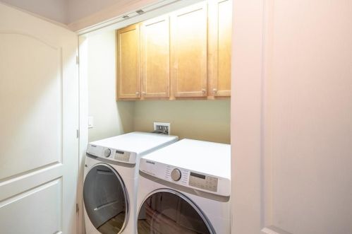 2810 Darby St, Atlanta GA  30319-3655 exterior