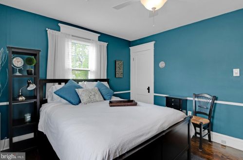 215 Marne Ave, Tavistock NJ 08033-1444 exterior